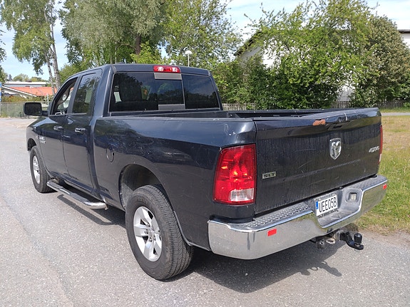 Dodge RAM 1500 4 of 6
