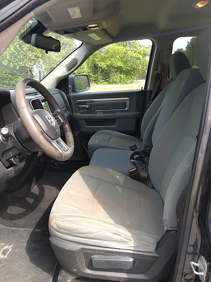 Dodge RAM 1500 5 of 6
