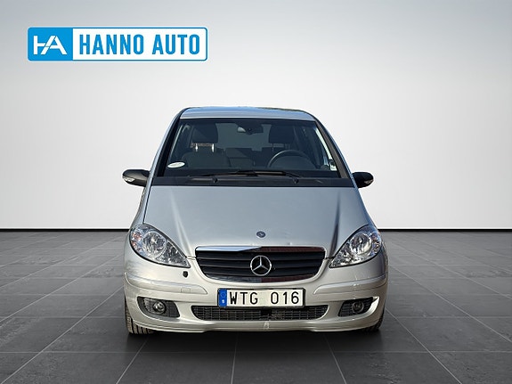 Mercedes-Benz A180 6 of 27
