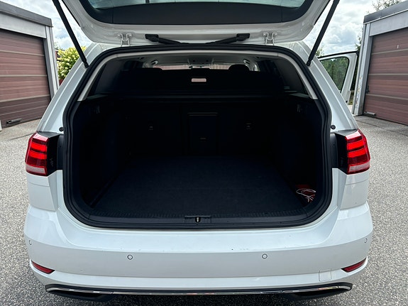 Volkswagen Golf VII 9 of 9