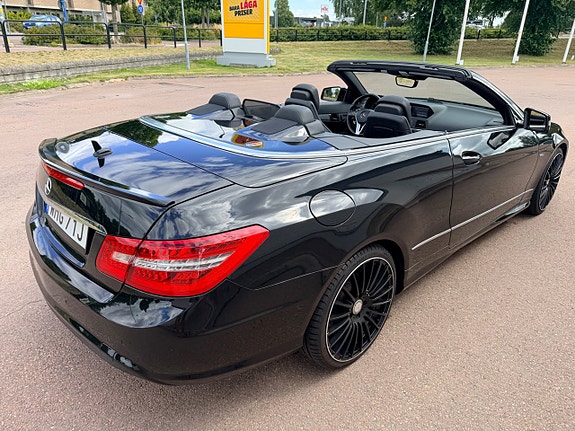 Mercedes-Benz E250 7 of 30