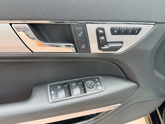 Mercedes-Benz E250 20 of 30