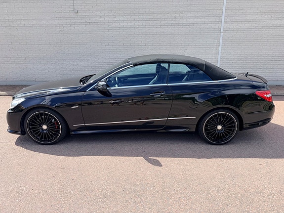 Mercedes-Benz E250 13 of 30