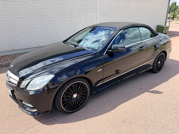 Mercedes-Benz E250 12 of 30