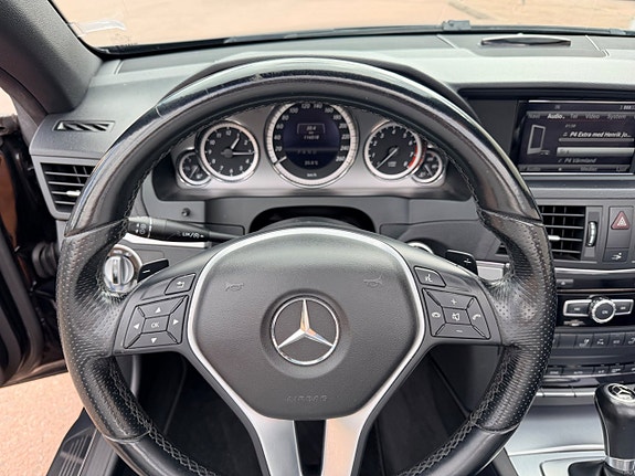 Mercedes-Benz E250 25 of 30
