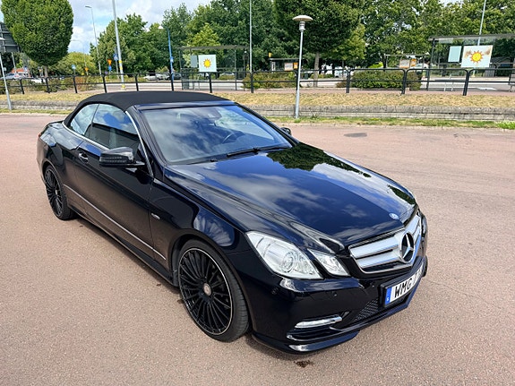 Mercedes-Benz E250 18 of 30