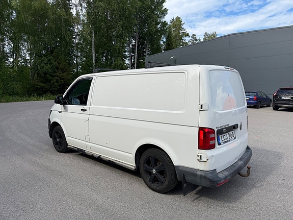 Volkswagen Transporter 4 of 10
