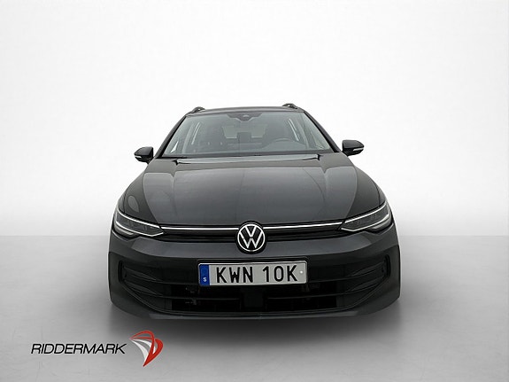 Volkswagen Golf VIII 2 of 30
