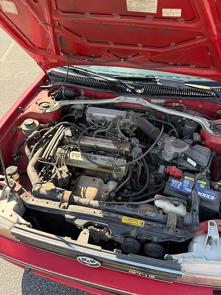 Toyota Corolla 8 of 13