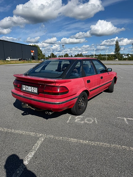 Toyota Corolla 3 of 13