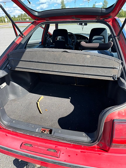 Toyota Corolla 7 of 13