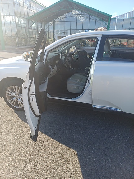 Lexus RX450h 8 of 8