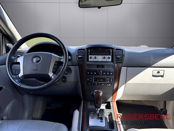 Kia Sorento 11 of 13