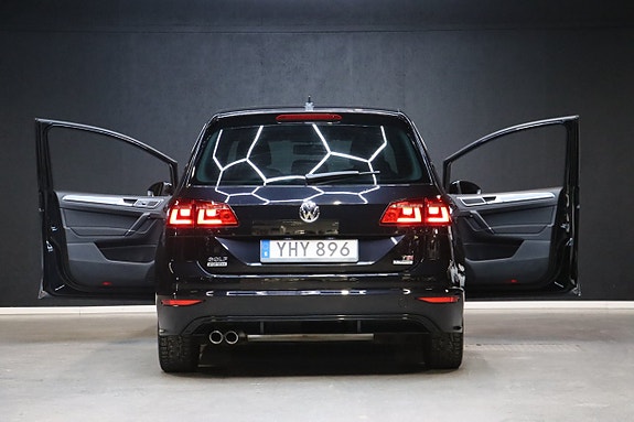 Volkswagen Golf Sportsvan 8 of 30