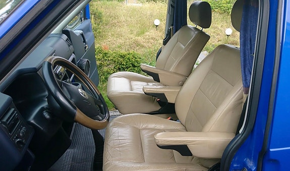 Volkswagen Caravelle T4 2 of 9