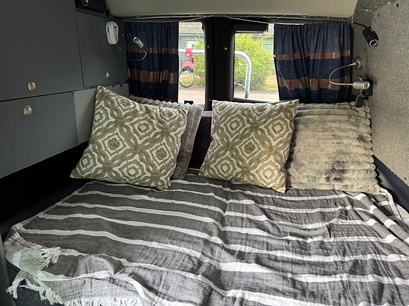 Volkswagen Caravelle T4 8 of 9