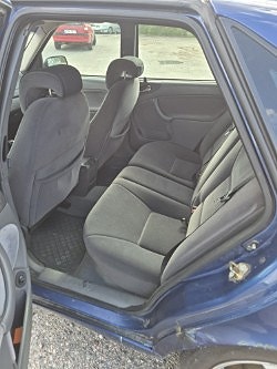 Saab 9-3 4 of 5