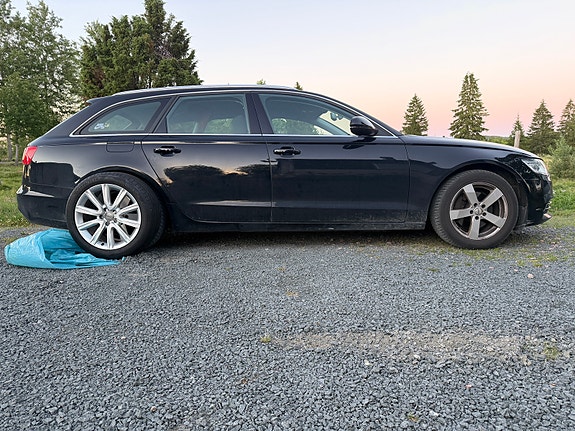 Audi A6 4 of 4