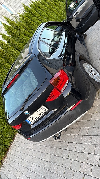 BMW X1 4 of 9