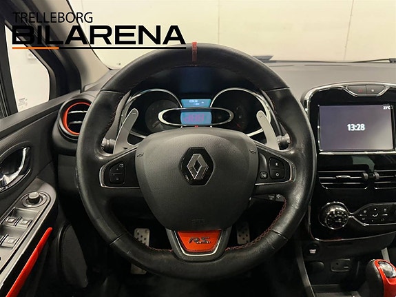 Renault Clio 17 of 25