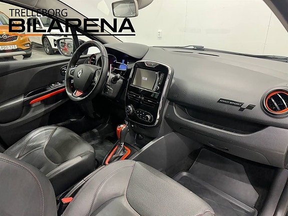 Renault Clio 12 of 25