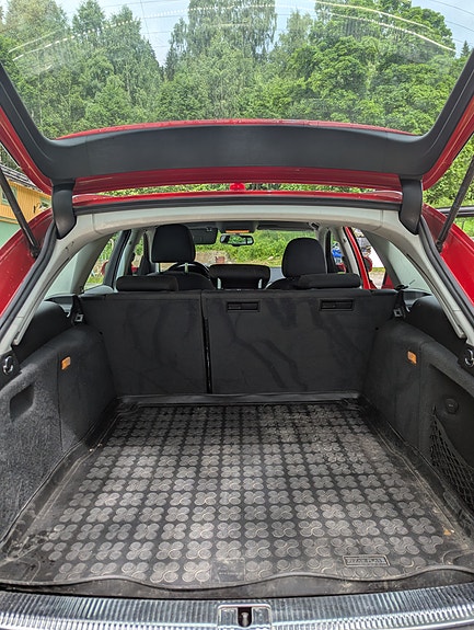Audi A4 16 of 19