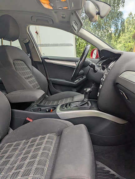 Audi A4 12 of 19