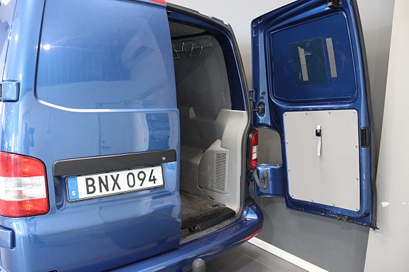 Volkswagen Transporter 16 of 20