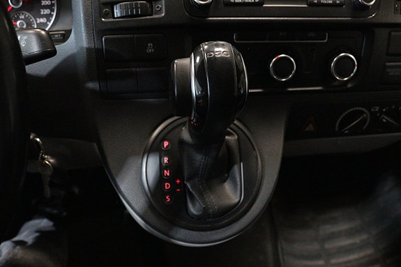 Volkswagen Transporter 20 of 20