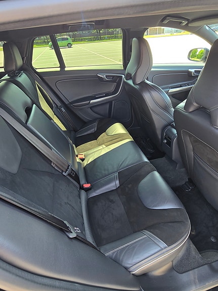 Volvo V60 15 of 20