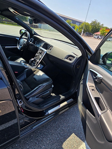 Volvo V60 17 of 20