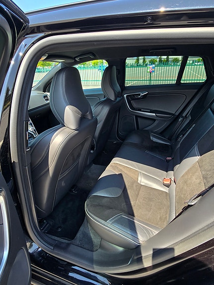 Volvo V60 14 of 20