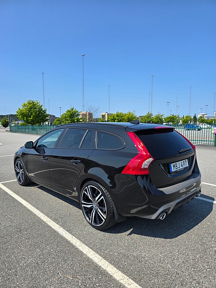 Volvo V60 3 of 20