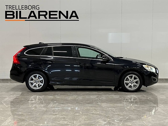 Volvo V60 5 of 18