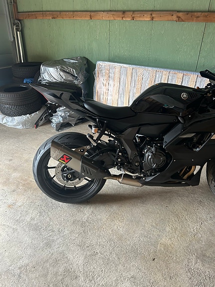 Yamaha YZF-R7 2 of 12