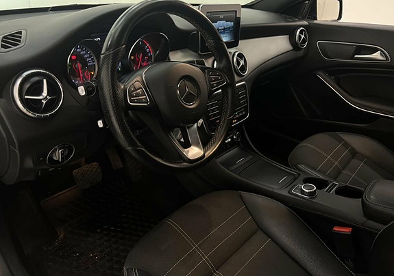 Mercedes-Benz CLA200 6 of 9