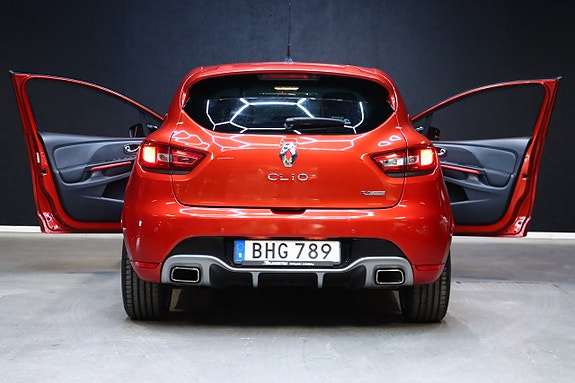 Renault Clio 9 of 30