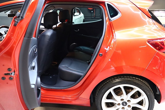 Renault Clio 13 of 30