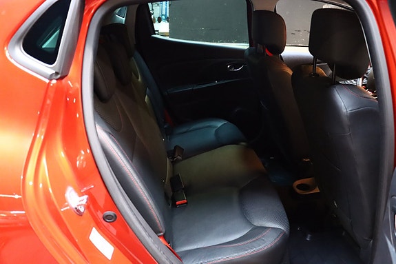Renault Clio 14 of 30