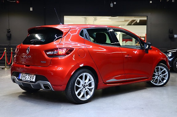 Renault Clio 4 of 30