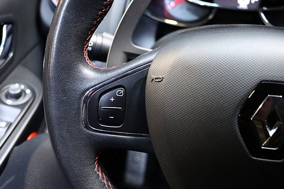 Renault Clio 22 of 30