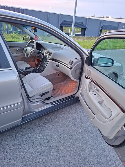 Volvo S80 6 of 10
