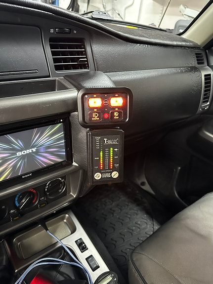 Nissan Patrol 7 of 11