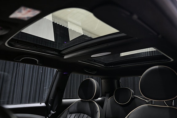 MINI John Cooper Works 19 of 27