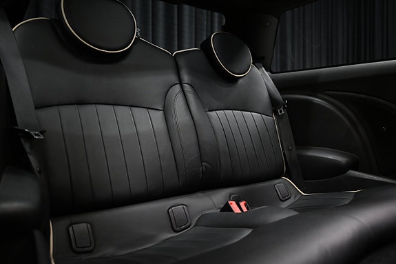 MINI John Cooper Works 21 of 27