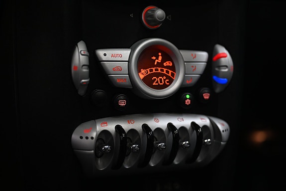 MINI John Cooper Works 14 of 27
