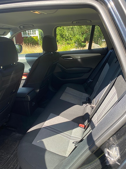 BMW X1 6 of 9