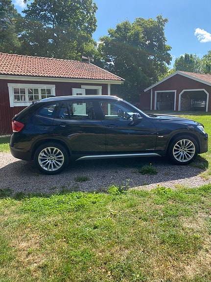 BMW X1 8 of 9