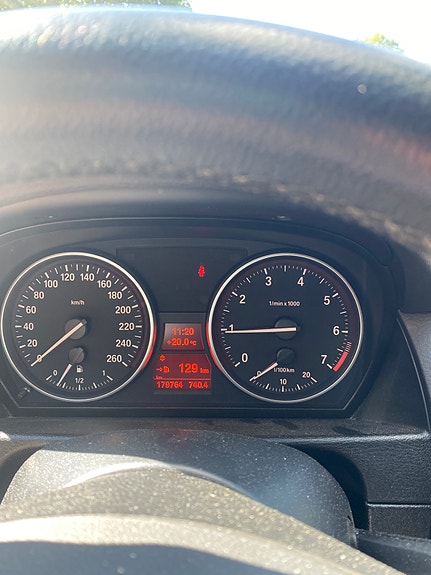 BMW X1 5 of 9