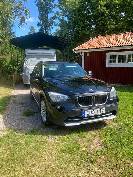 BMW X1 3 of 9